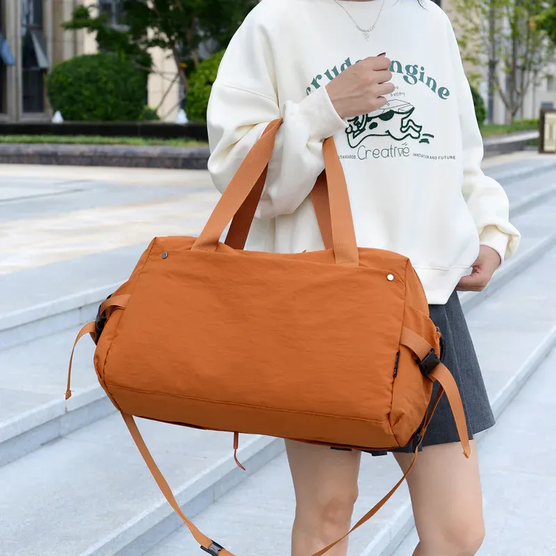Orange convertible gym bag, model 45666